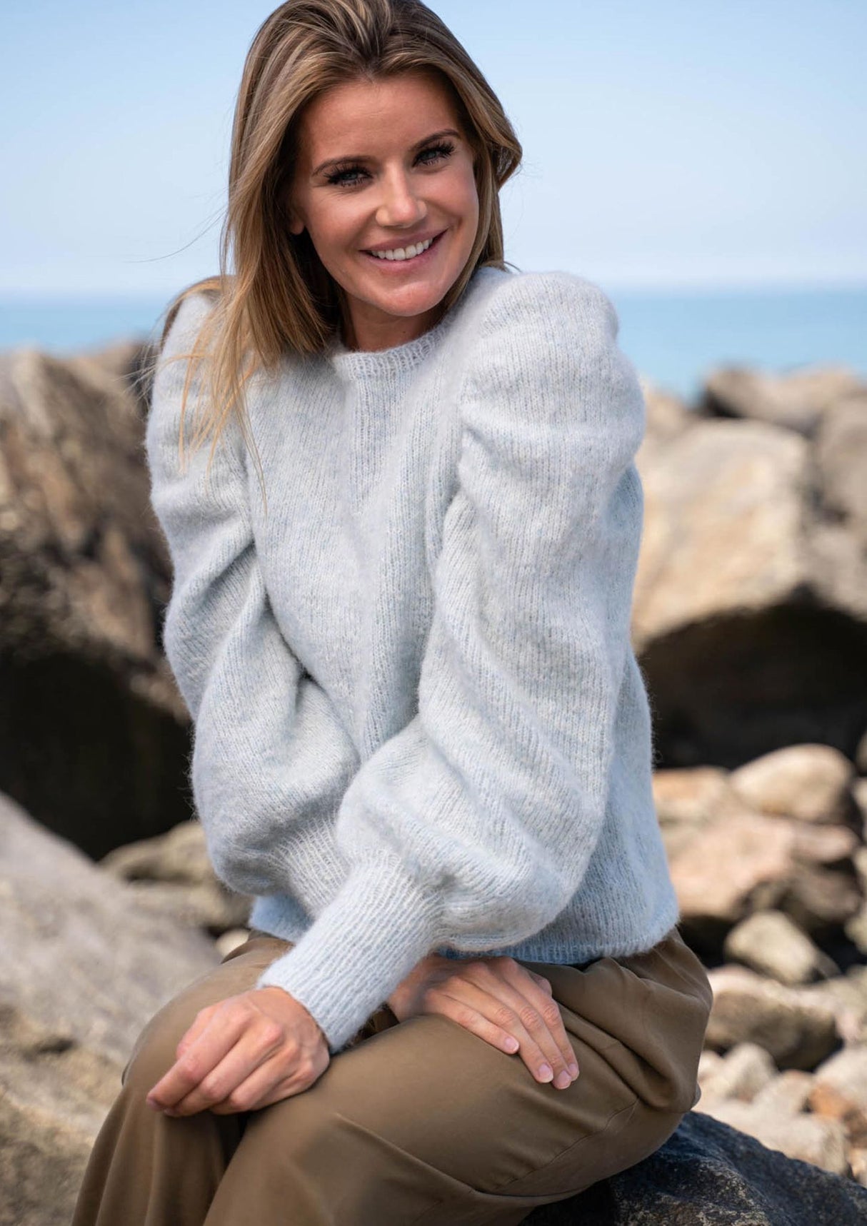 Sweater with gathered sleeve caps