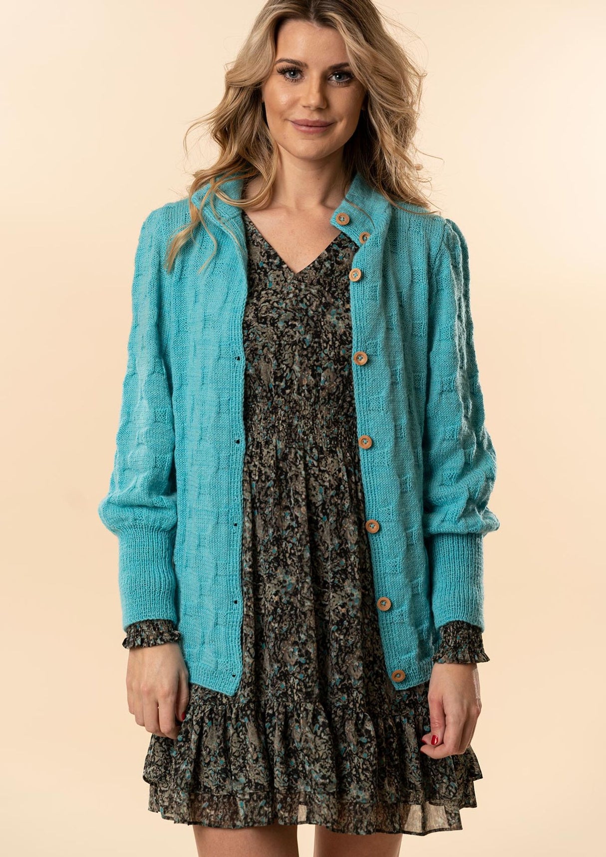 Cardigan with circle pattern