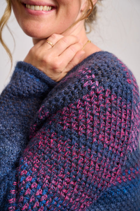 Short, crocheted jacket in Taormina