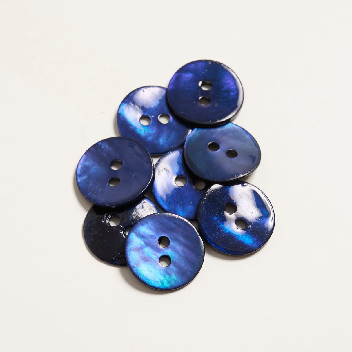 Mayflower Create Buttons - Pearl (8 pcs.)