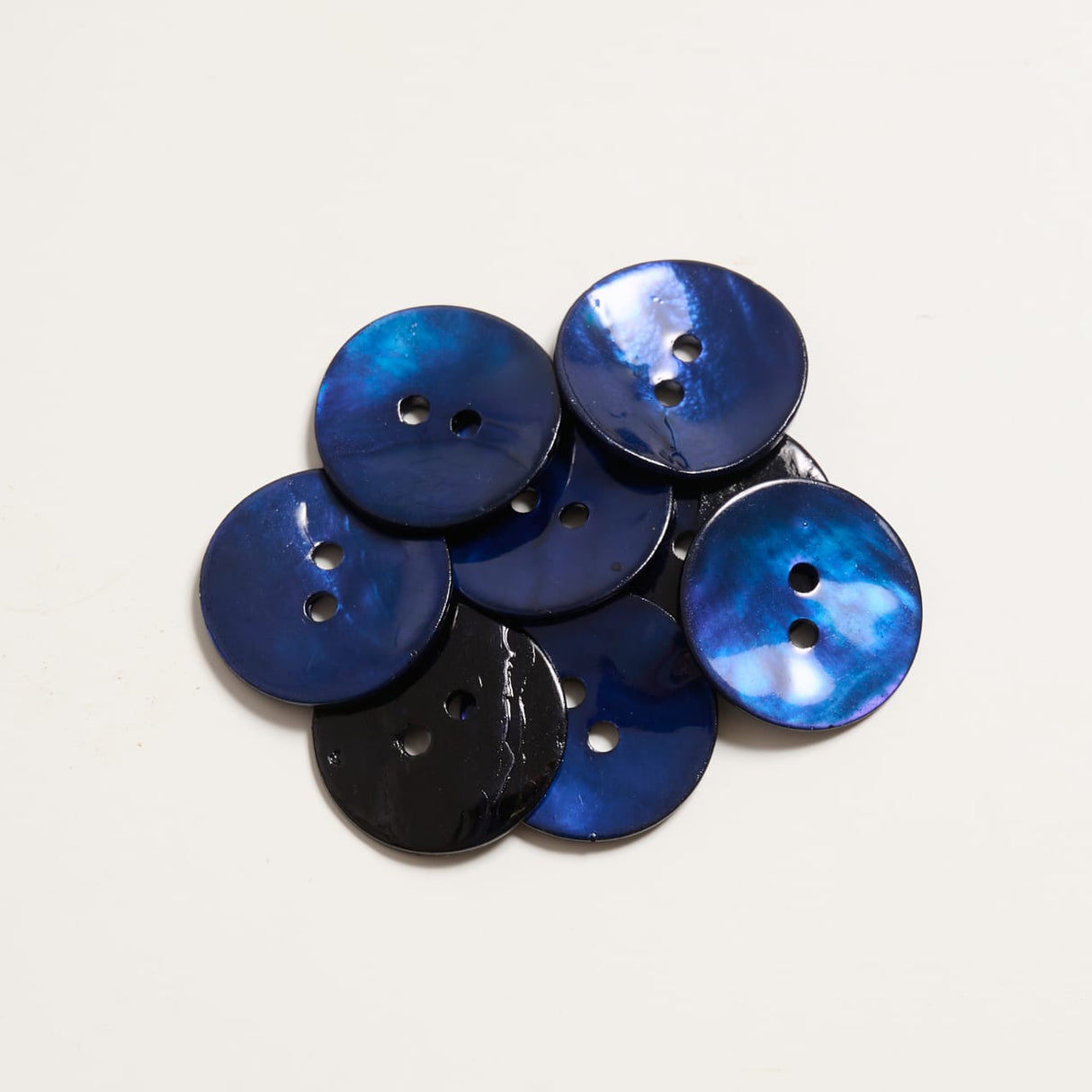 Mayflower Create Buttons - Pearl (8 pcs.)