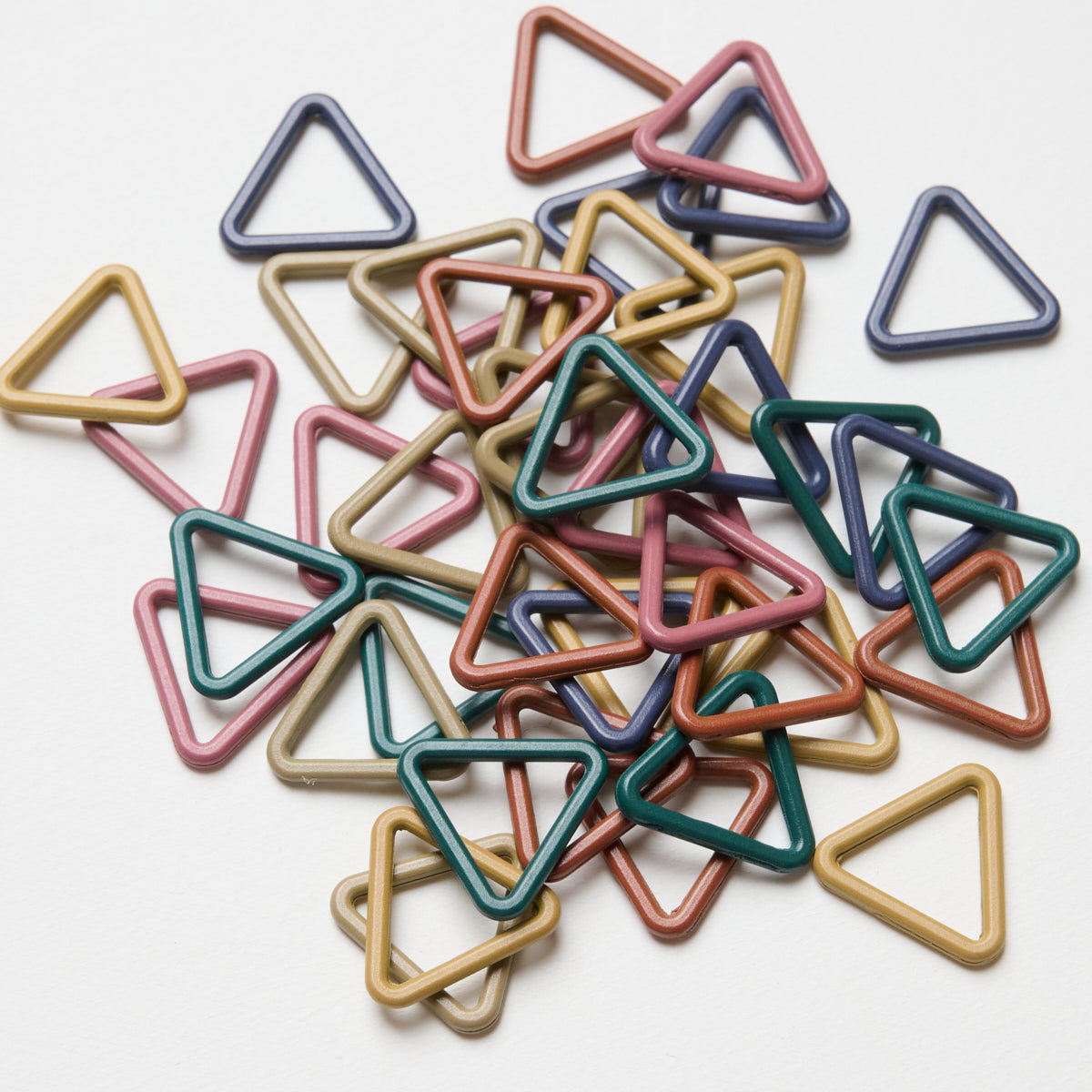 Mayflower Create Stitch markers mix Metal Triangular 42 pcs. - Mix 2