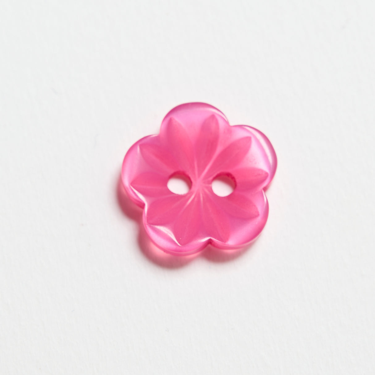 Mayflower Create Buttons - Clear Flower (8 pcs.)