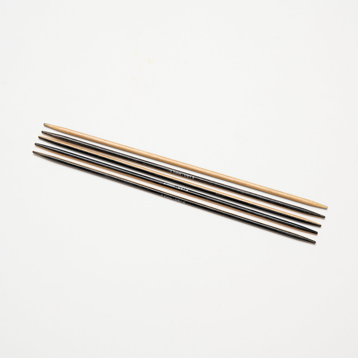 Mayflower Create Black & White Double-pointed needles