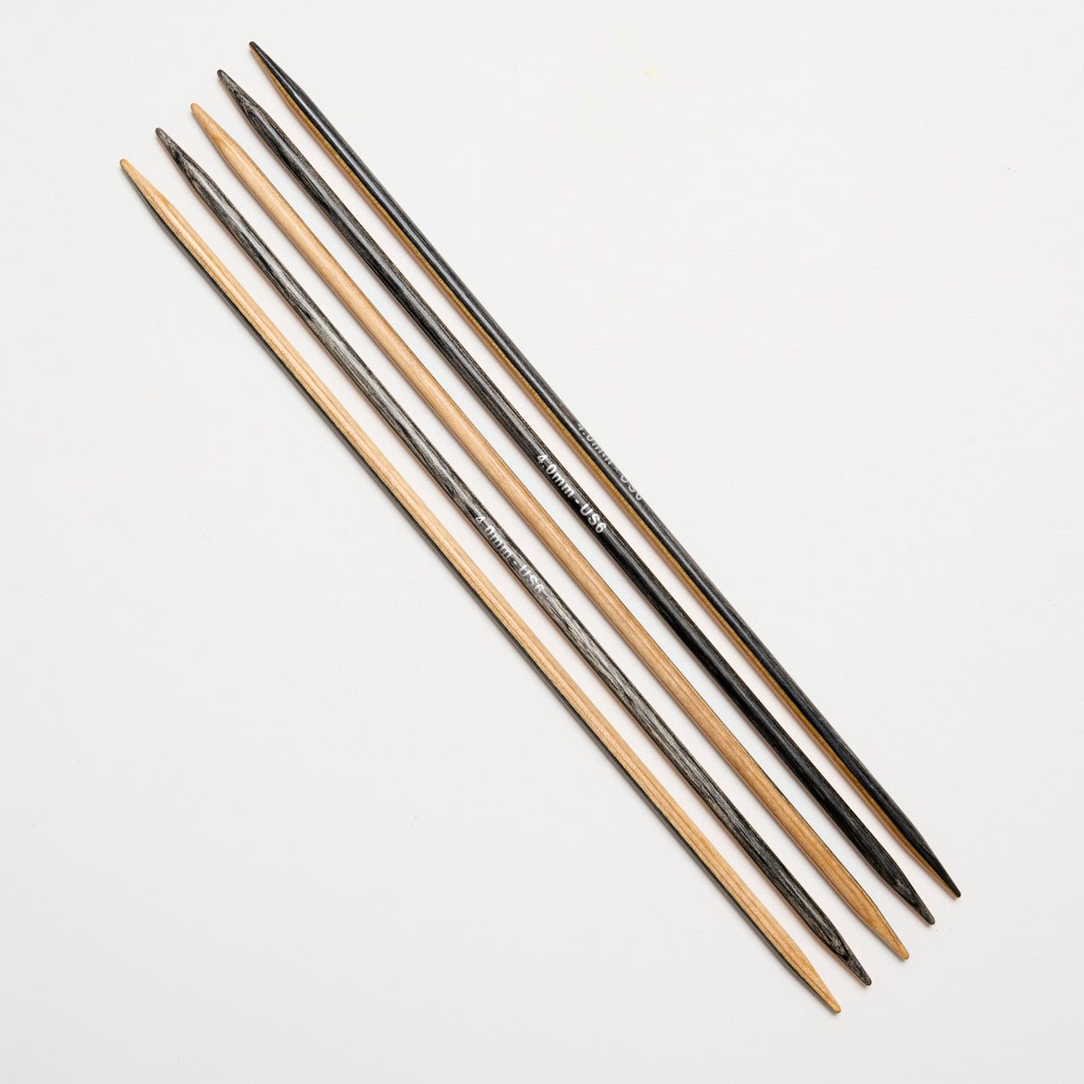 Mayflower Create Black & White Double-pointed needles