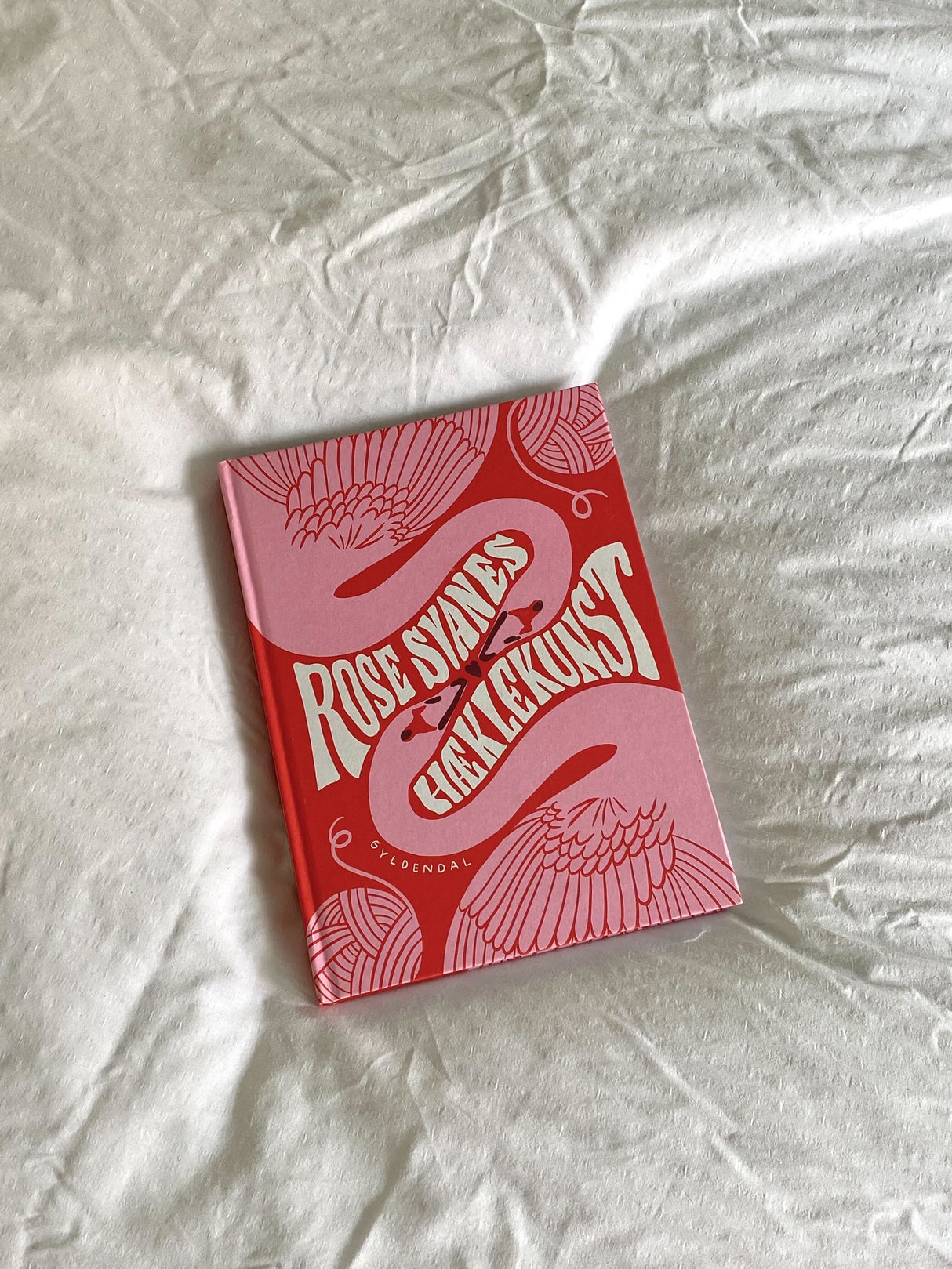 Rose Svanes crochet art