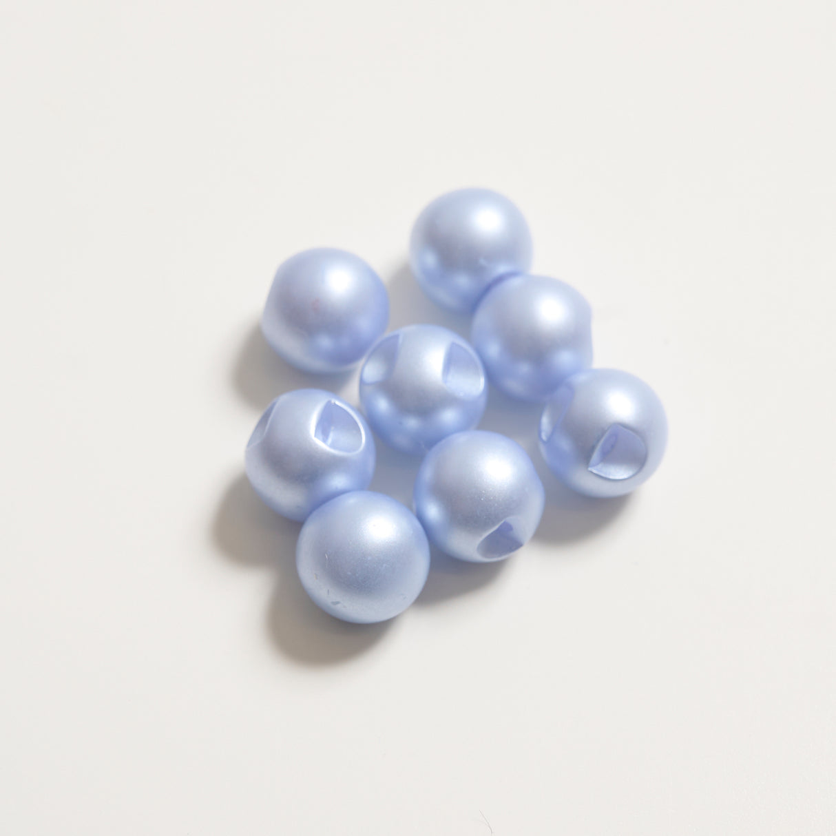 Mayflower Create Buttons - Pearl (8 pcs.)