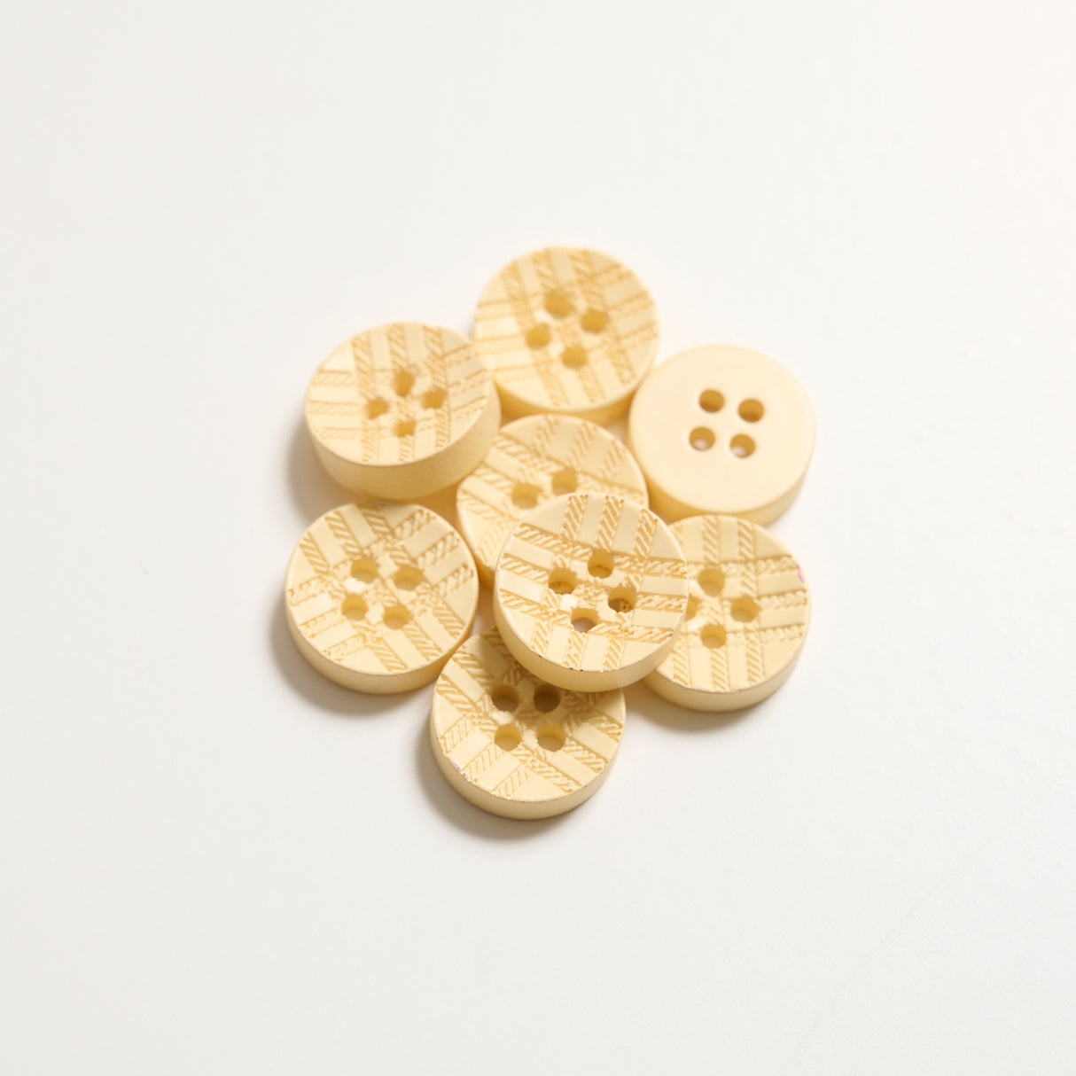 Mayflower Create Buttons - 4-Hole (8 pcs.)