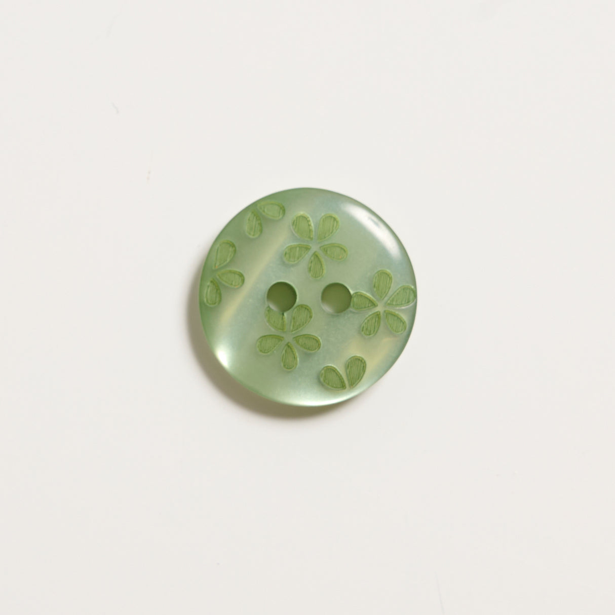 Mayflower Create Buttons - 2-Hole With Flower (8 pcs.)