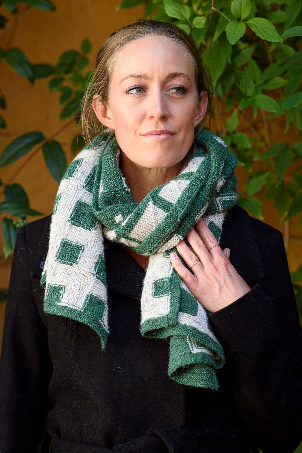 Nettle scarf