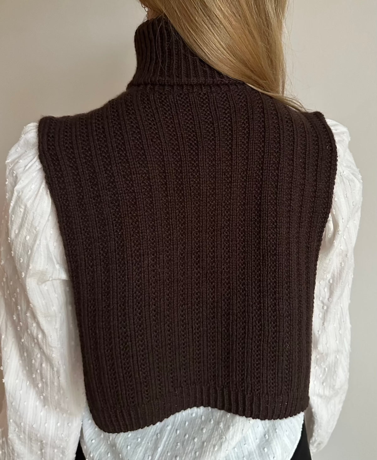 Cardamom Neck Pattern