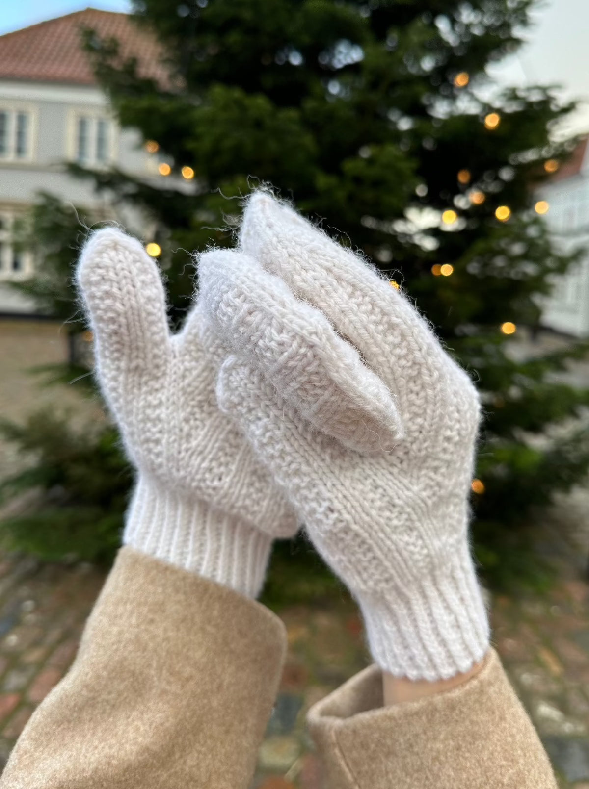 Cardamom Mittens Pattern