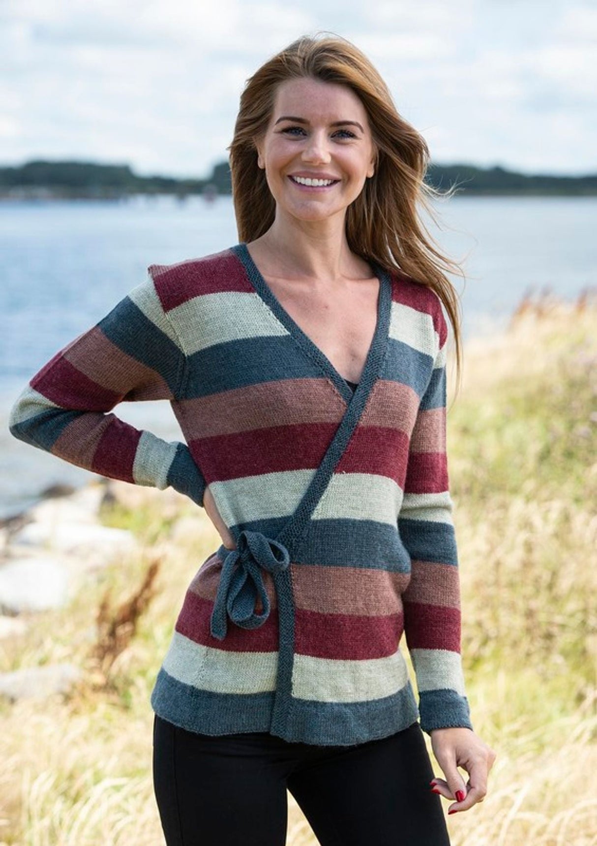 Wrap-around blouse with wide stripes