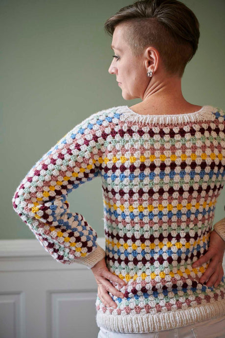 FR16 - Crocheted blouse with stripes