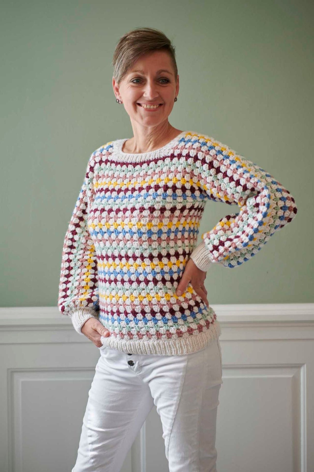 FR16 - Crocheted blouse with stripes