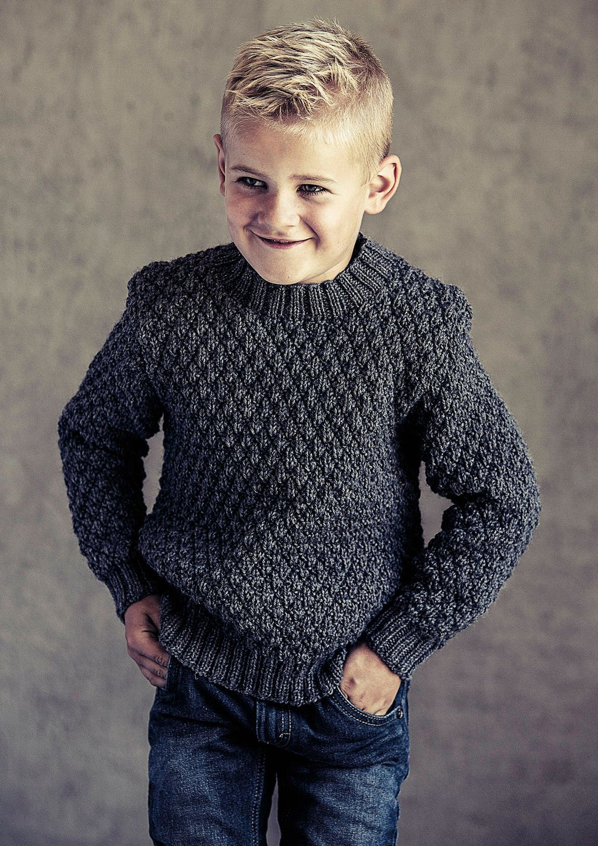 Sweater with textured pattern