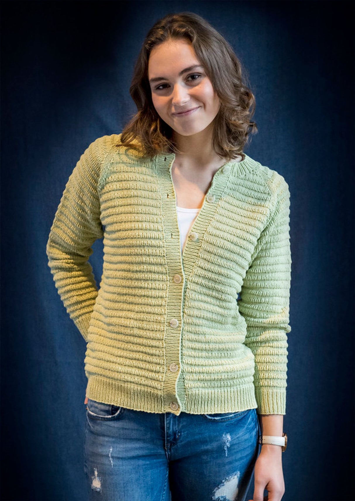 Short cardigan with pintucks