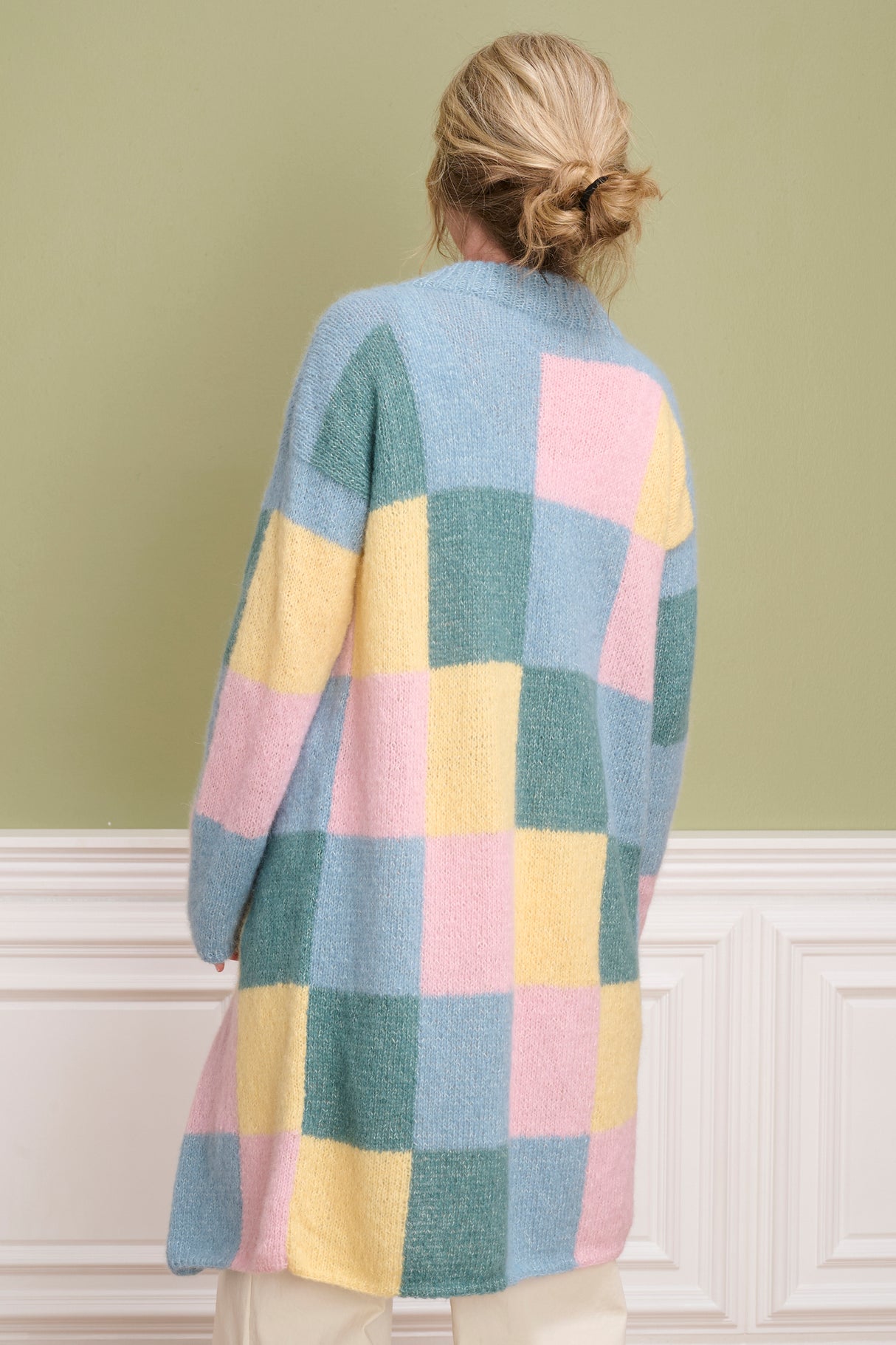 Merle cardigan pattern