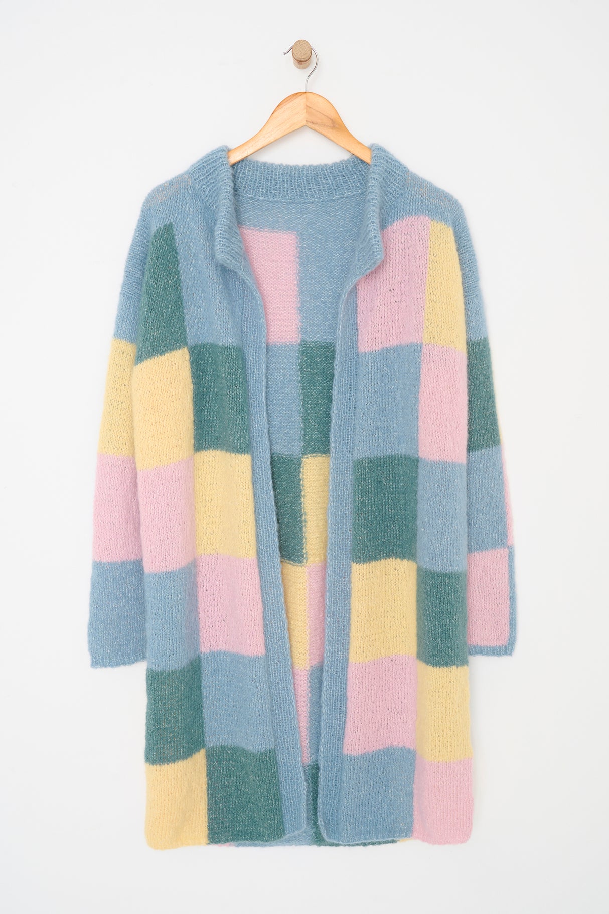 Merle cardigan pattern