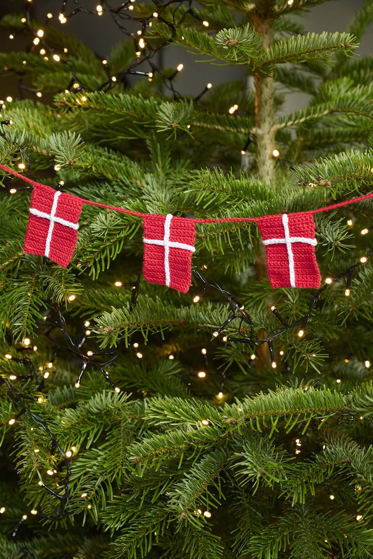 Crochet garland with Danish flag