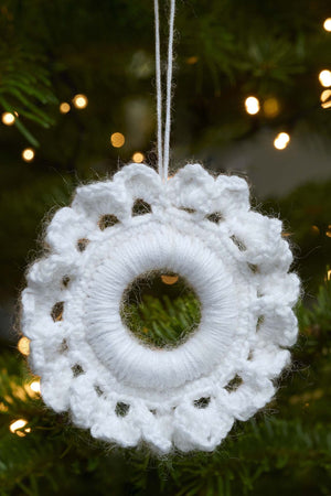 Crochet snow wreath