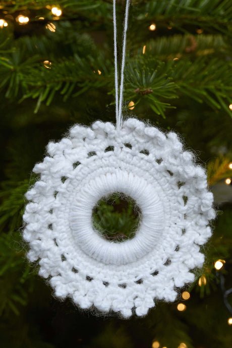 Crochet snow wreath