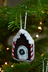 Crochet Christmas gingerbread house