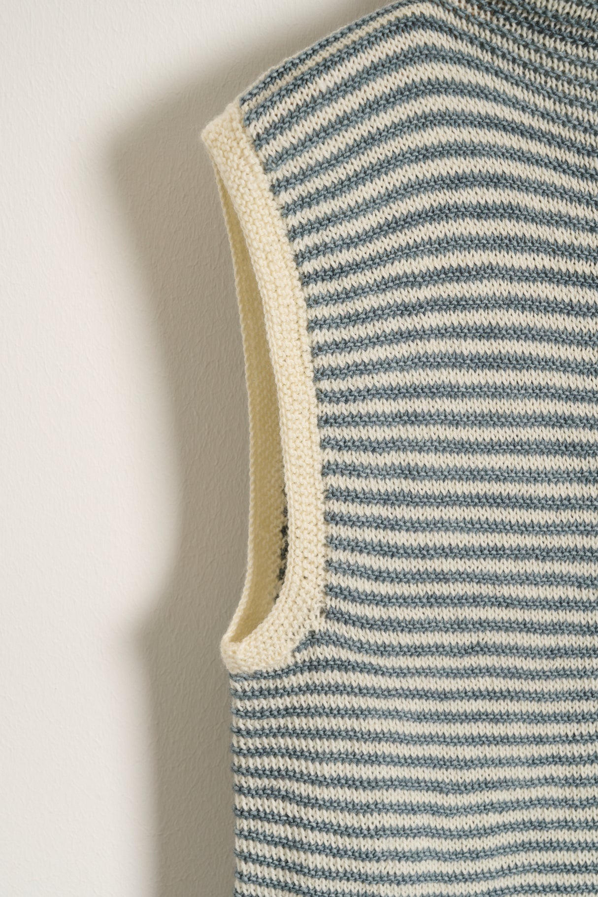 FR10 - Top with turtleneck and ribbing 