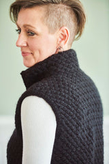 FR62 - Vest with braided pattern