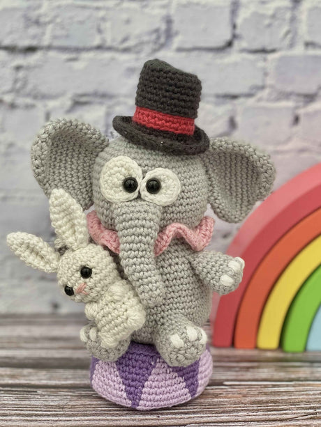 Circus elephant Ellie Pattern 