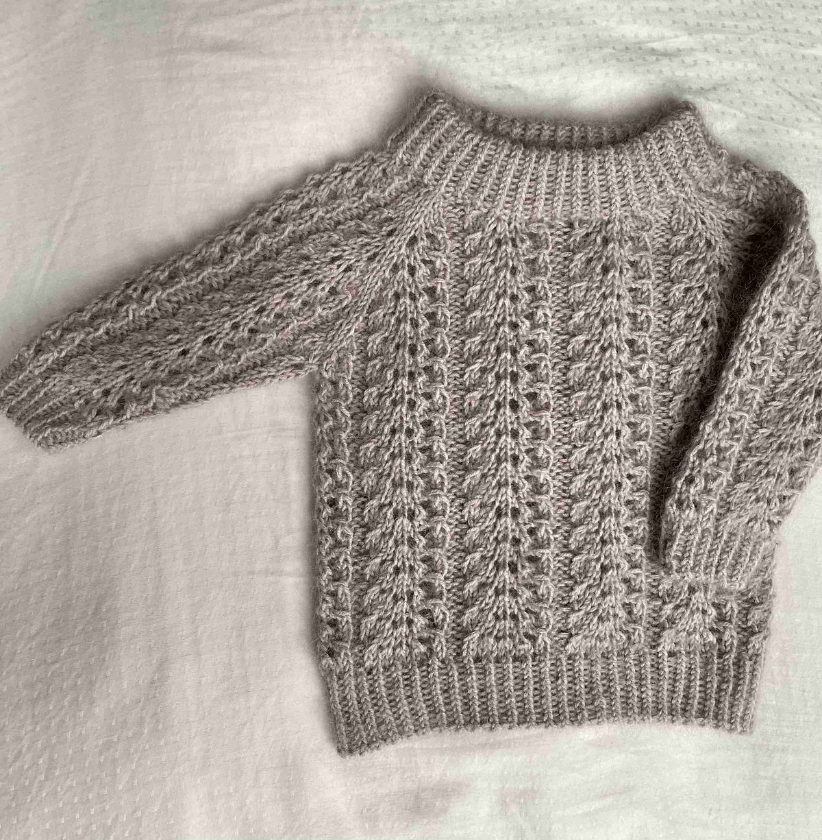 Acanthus Sweater Junior Pattern 