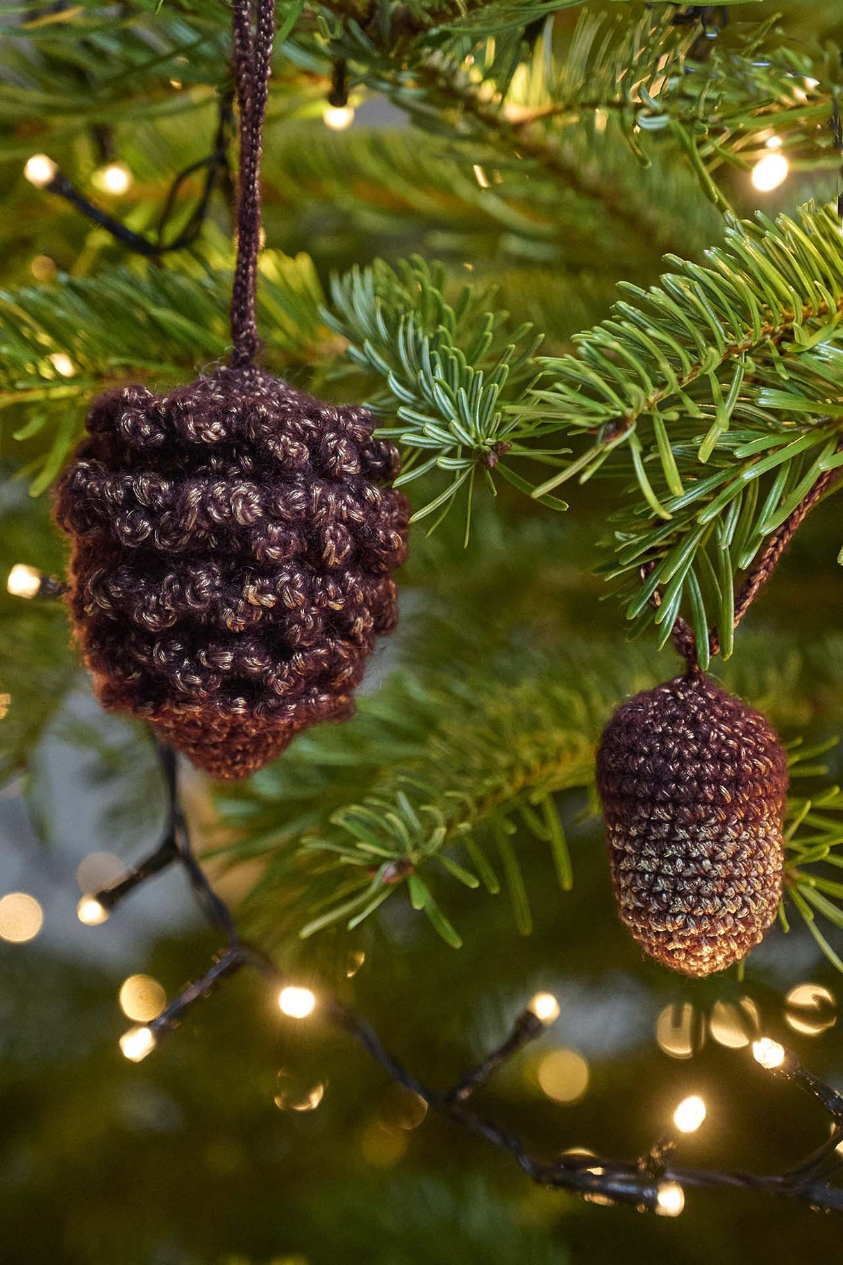 Crocheted ball and acorn with glitter