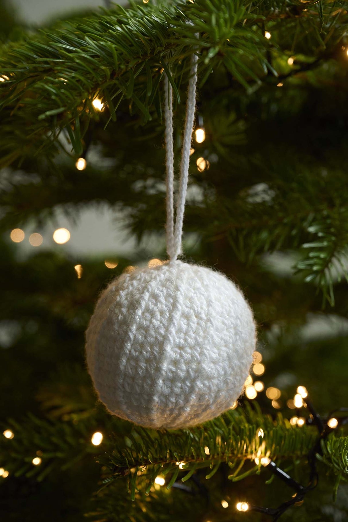 Christmas balls and cobbler houses