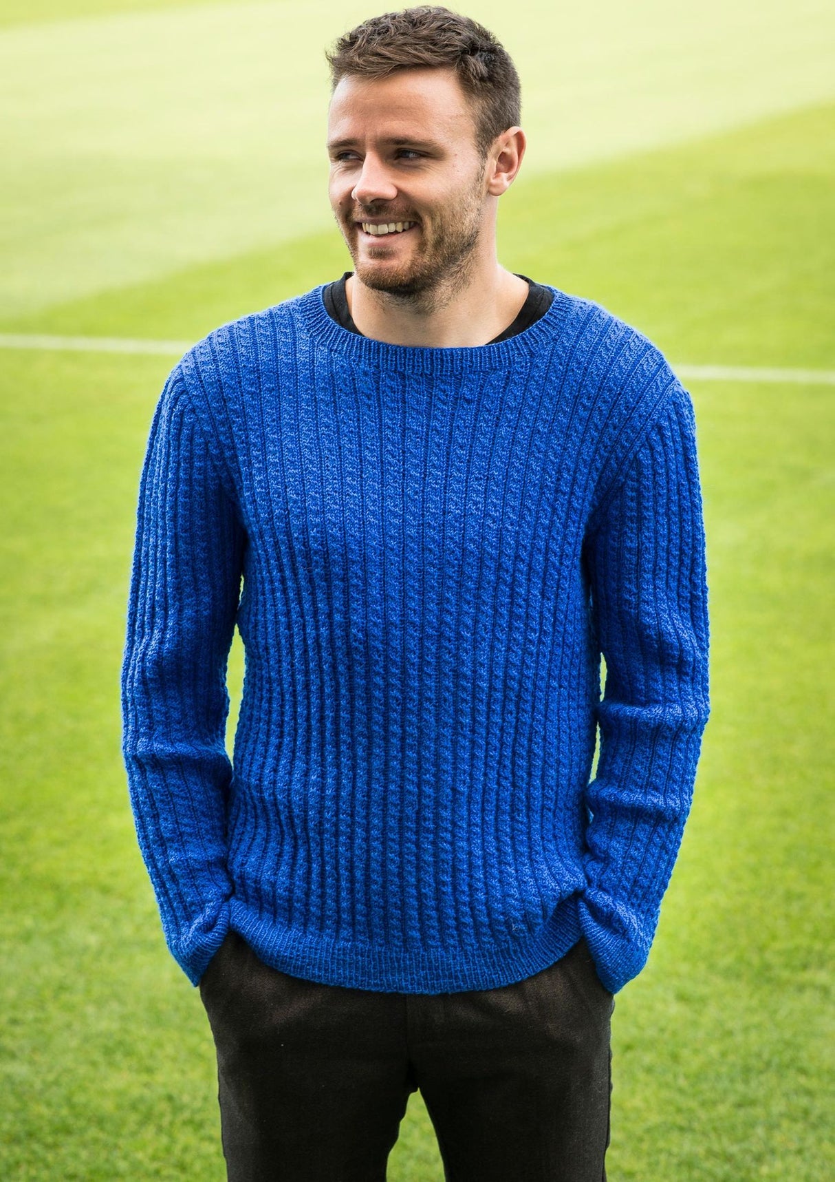 Men's sweater with narrow cables