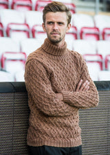 Men's sweater with cables 