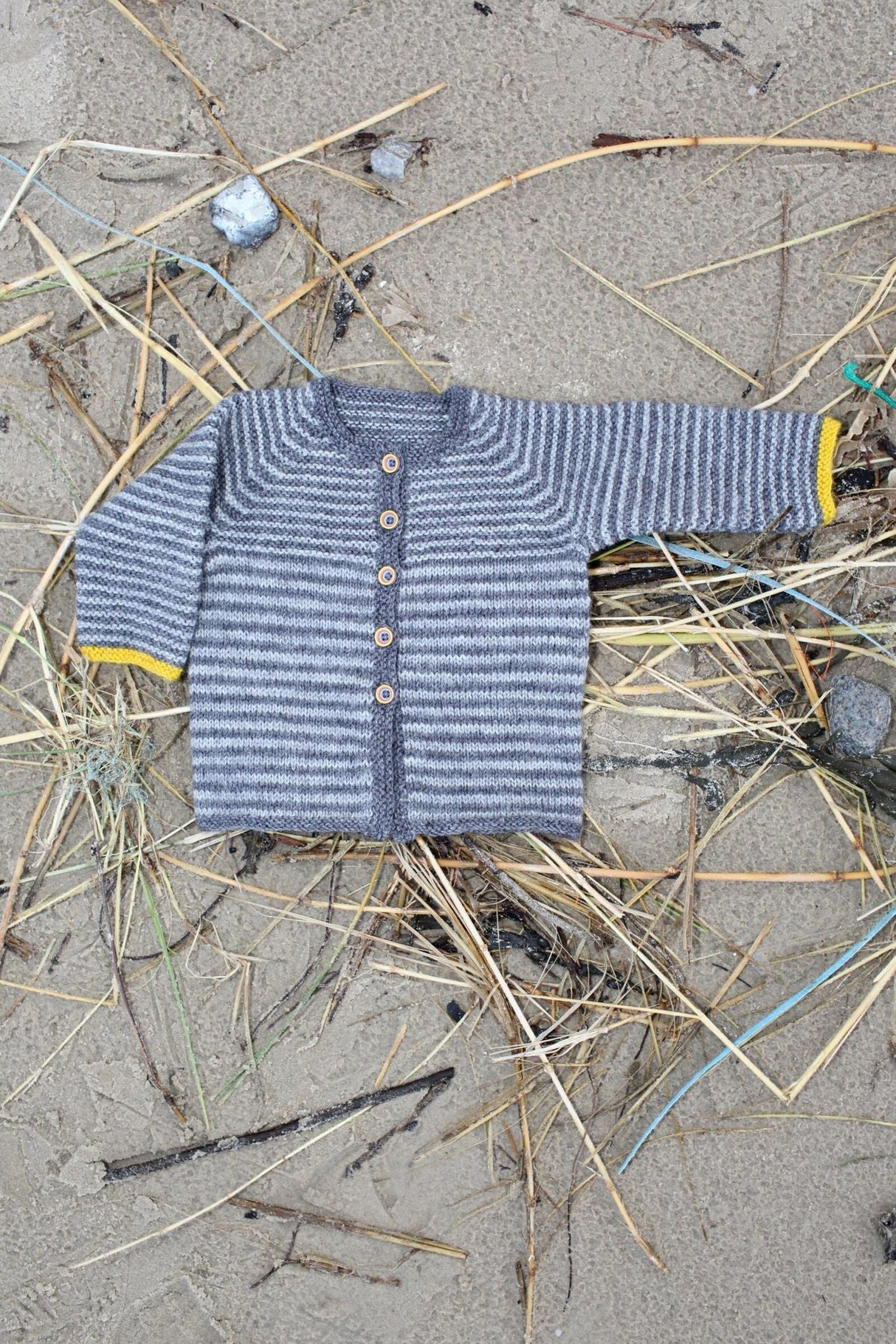 Striped cardigan for little ones