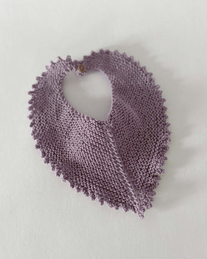 Knitted bib Pattern