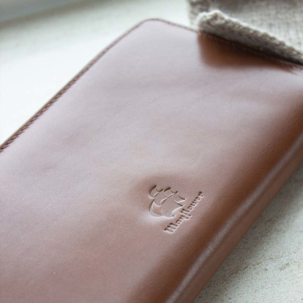 Leather Case Knit Medium - NOTE: 2nd Sorting 