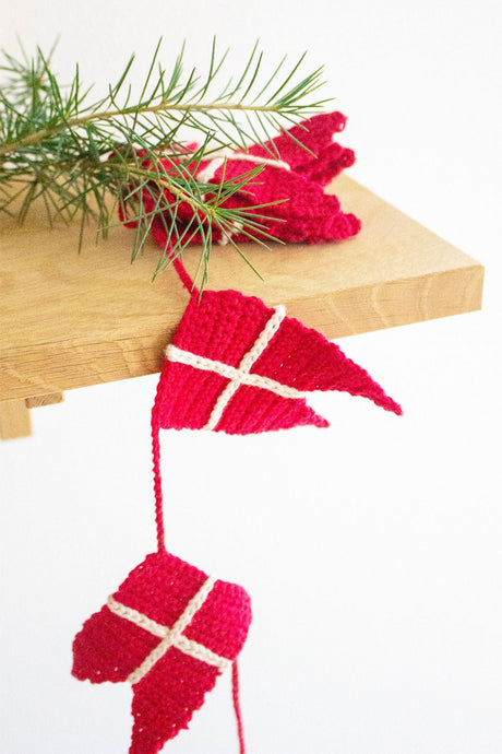 Crocheted flag garland 