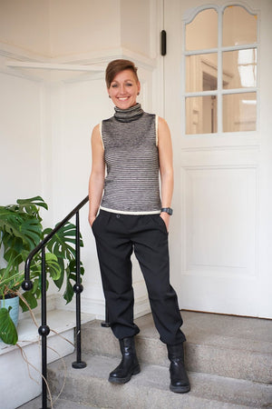 FR10 - Top with turtleneck and ribbing 