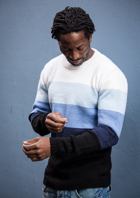 Men's sweater with wide stripes 